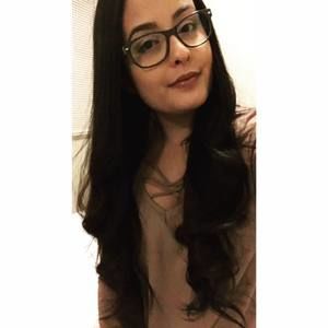 Meet your Posher, Daniela